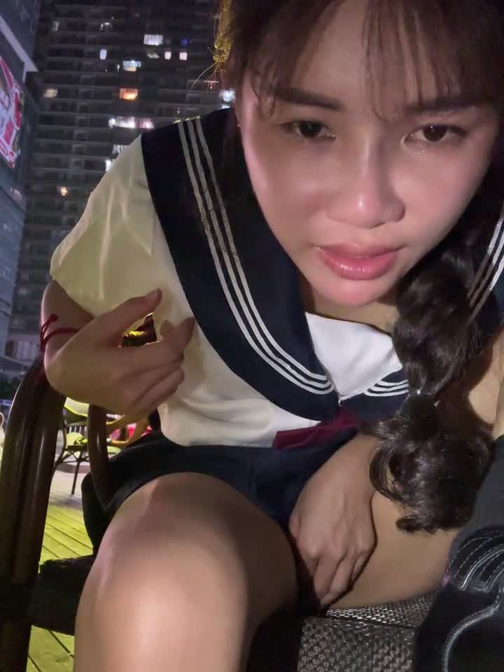 Adora188 - Stripchat webcam show • Wednesday, September 3, 2025 #FootFetish #Blowjob #Facial